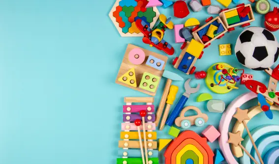 TOYS & GAMES